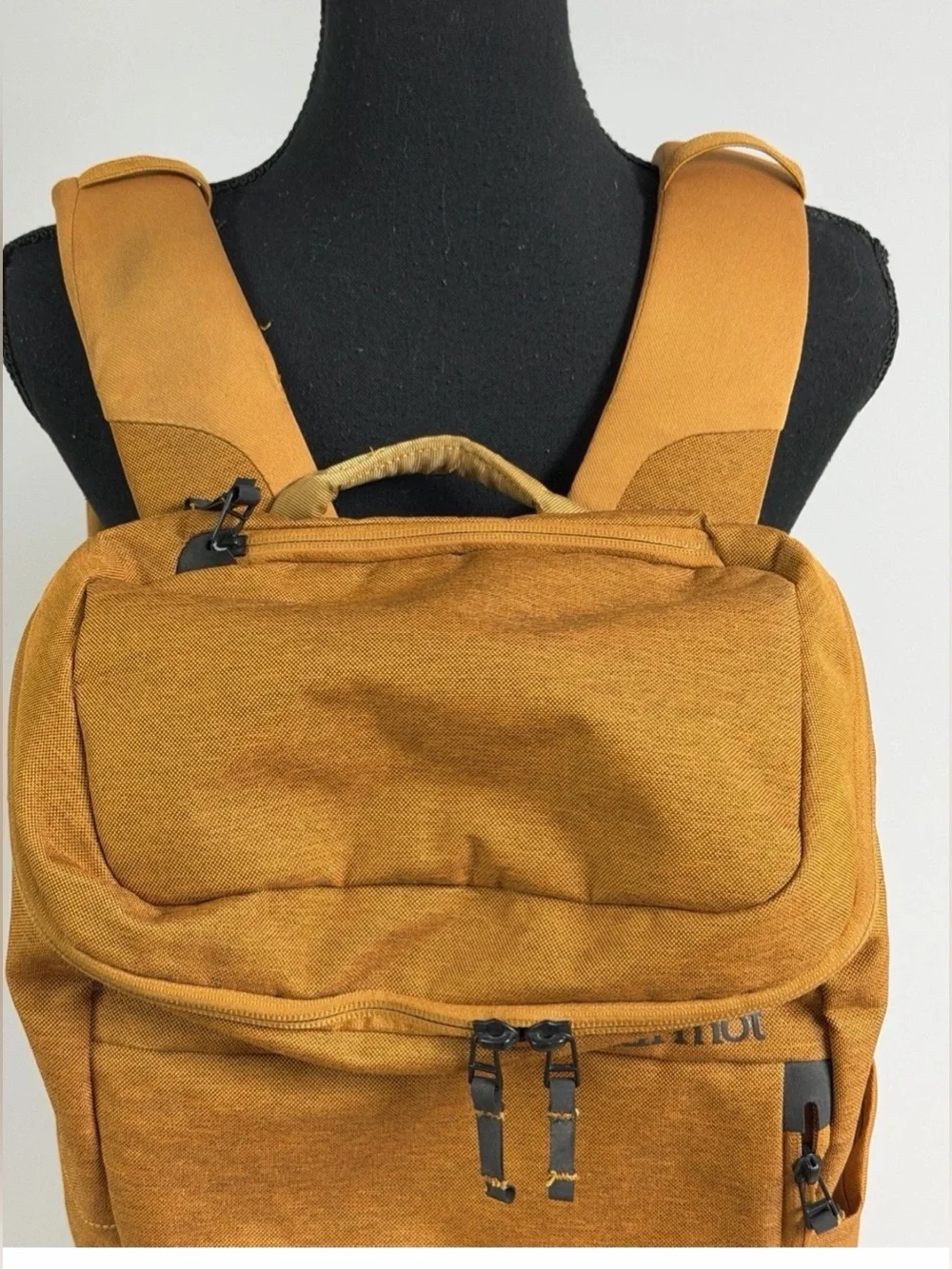 Marmot Rockridge 25L Backpack Mustard Gold Yellow Urban Commuter Laptop Bag